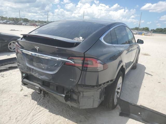 Photo 4 from auction – 2017 TESLA MODEL X with VIN 5YJXCAE29HF063827