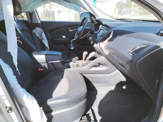 Photo 5 from auction – 2010 HYUNDAI TUCSON GLS with VIN KM8JUCAC4AU070559
