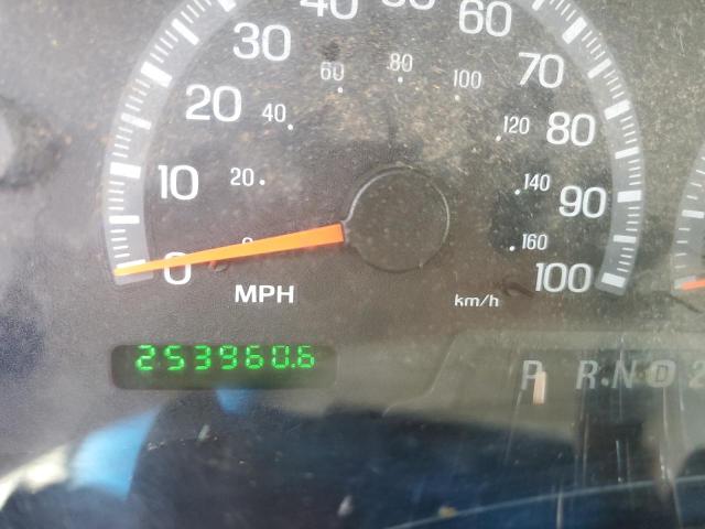 Photo 8 from auction – 2001 FORD EXPEDITION with VIN 1FMRU15W61LA98526