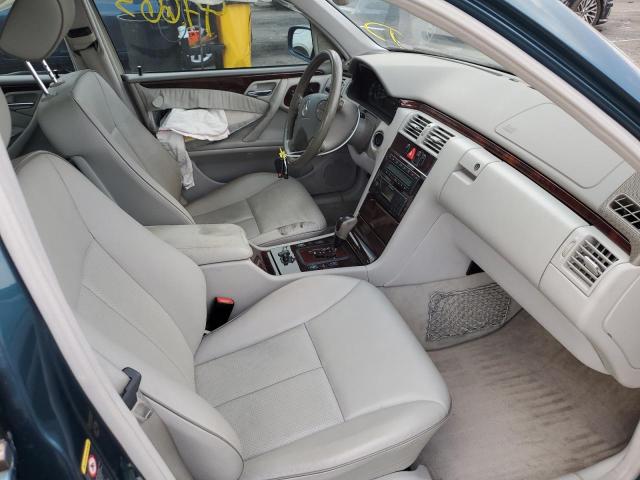 Photo 5 from auction – 2001 MERCEDES-BENZ E 320 with VIN WDBJF65J41B324516