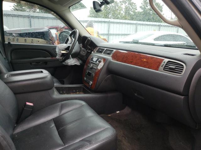 Photo 5 from auction – 2011 CHEVROLET TAHOE K150 with VIN 1GNSKBE09BR400975