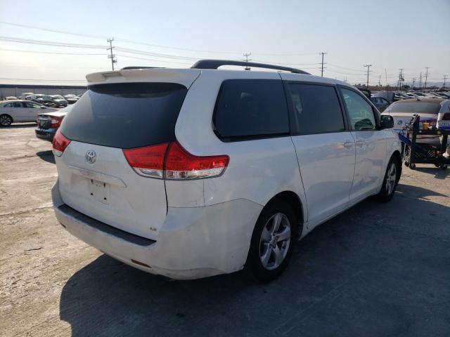 Photo 4 from auction – 2013 TOYOTA SIENNA LE with VIN 5TDKK3DC4DS300572