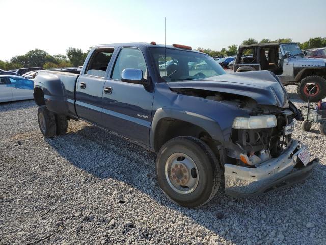CHEVROLET SILVERADO 2002 with VIN 1GCJC33G42F120972 - Photo from auction