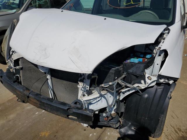 Photo 9 from auction – 2005 TOYOTA SIENNA LE with VIN 5TDBA23C15S046979