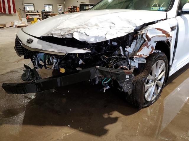 Photo 9 from auction – 2018 KIA OPTIMA LX with VIN 5XXGT4L30JG272289