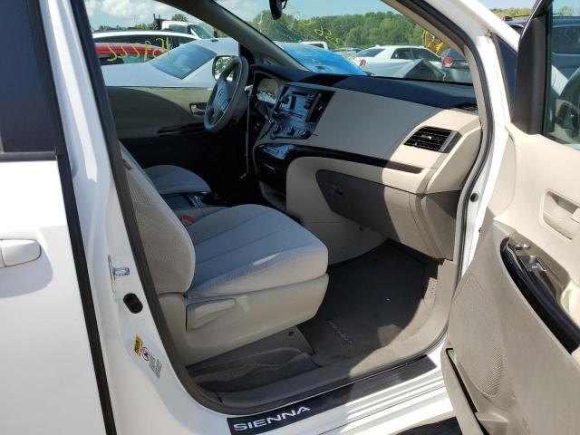 Photo 5 from auction – 2011 TOYOTA SIENNA LE with VIN 5TDKK3DC6BS024571