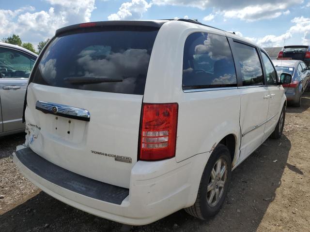 Photo 4 from auction – 2010 CHRYSLER TOWN & COU with VIN 2A4RR5D12AR113947