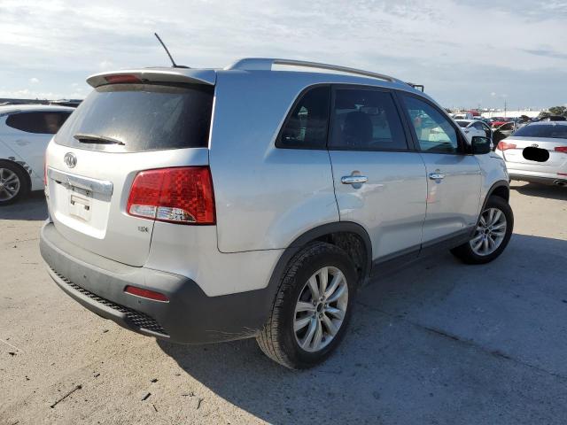 Photo 4 from auction – 2011 KIA SORENTO EX with VIN 5XYKUDA10BG027952
