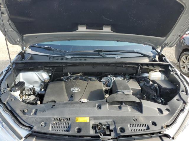 Photo 7 from auction – 2018 TOYOTA HIGHLANDER with VIN 5TDZZRFH9JS277212
