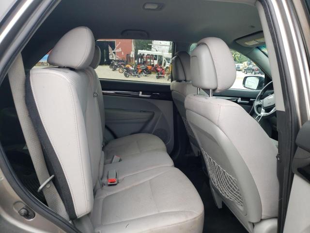 Photo 6 from auction – 2015 KIA SORENTO LX with VIN 5XYKTDA73FG645716