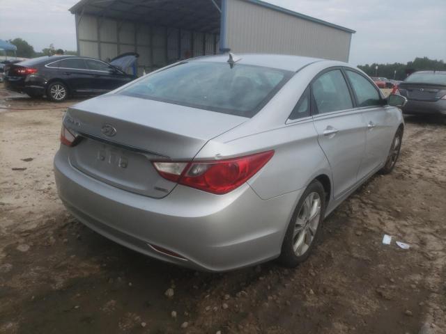 Photo 4 from auction – 2011 HYUNDAI SONATA SE with VIN 5NPEC4AC0BH007565
