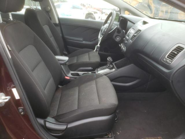 Photo 5 from auction – 2017 KIA FORTE LX with VIN 3KPFK4A79HE084734