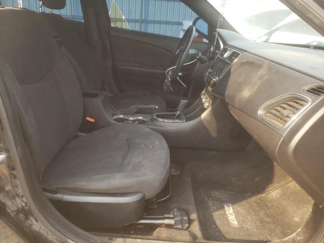 Photo 5 from auction – 2012 CHRYSLER 200 TOURIN with VIN 1C3CCBBG6CN226744