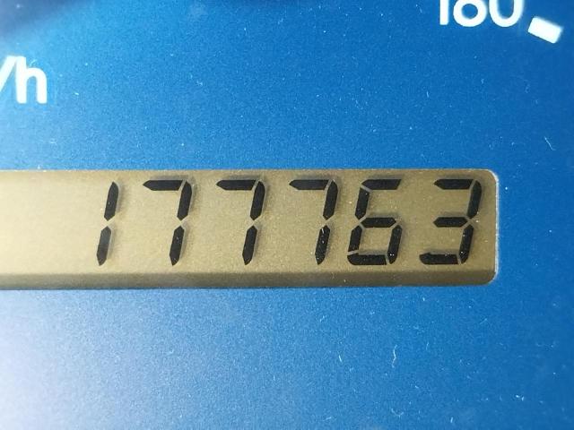 Photo 8 from auction – 2001 TOYOTA SIENNA CE with VIN 4T3ZF19CX1U378204