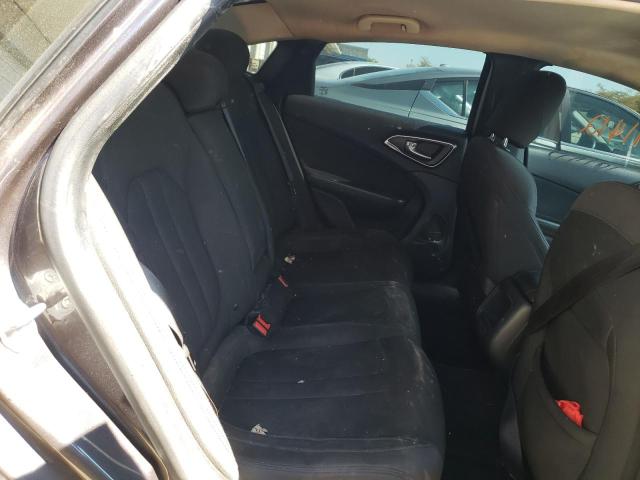 Photo 6 from auction – 2016 CHRYSLER 200 LIMITE with VIN 1C3CCCAB6GN140853