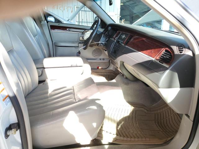 Photo 5 from auction – 2003 LINCOLN TOWN CAR E with VIN 1LNHM81W33Y693334