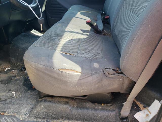 Photo 7 from auction – 2002 FORD F150 with VIN 3FTRF17212MA01578