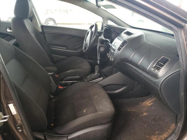 Photo 5 from auction – 2017 KIA FORTE LX with VIN 3KPFK4A7XHE139269