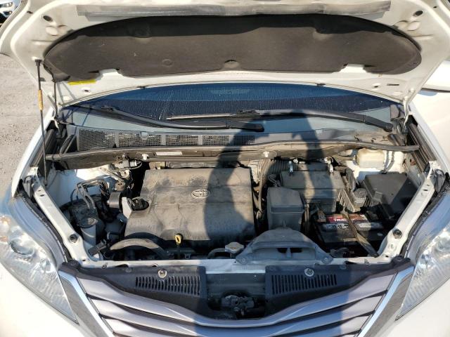Photo 7 from auction – 2015 TOYOTA SIENNA XLE with VIN 5TDYK3DC6FS592318