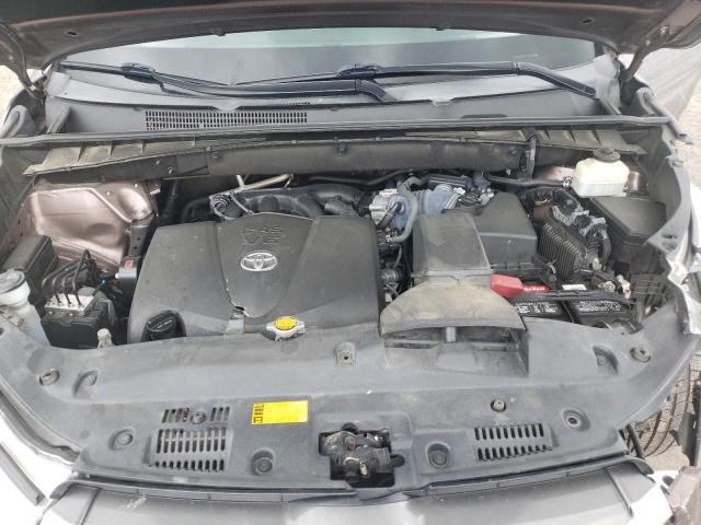 Photo 7 from auction – 2017 TOYOTA HIGHLANDER with VIN 5TDJZRFH2HS385579