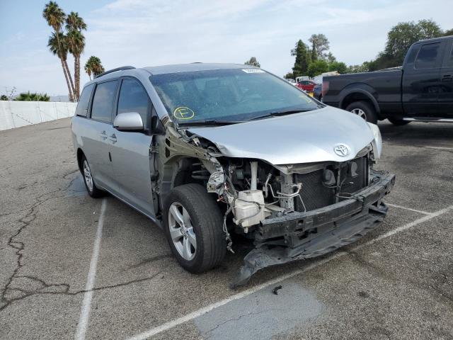 TOYOTA SIENNA LE 2015 with VIN 5TDKK3DC4FS634152 - Photo from auction