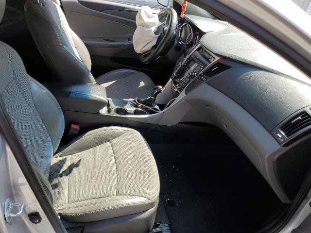 Photo 5 from auction – 2011 HYUNDAI SONATA SE with VIN 5NPEC4AC9BH064847