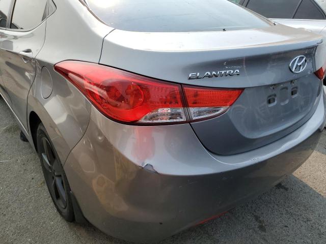 Photo 9 from auction – 2011 HYUNDAI ELANTRA GL with VIN KMHDH4AE5BU100646