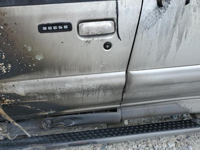 Photo 10 from auction – 2002 FORD EXPLORER S with VIN 1FMZU77E62UD06326