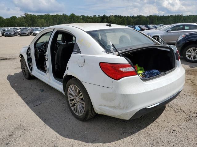 Photo 3 from auction – 2013 CHRYSLER 200 LIMITE with VIN 1C3CCBCGXDN507381