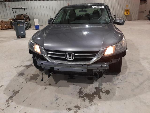 Photo 10 from auction – 2014 HONDA 13V with VIN 1HGCR2E73EA070776