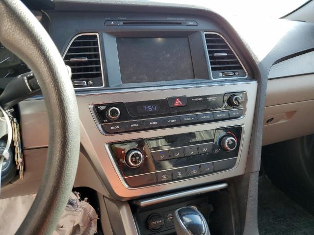 Photo 9 from auction – 2016 HYUNDAI SONATA SE with VIN 5NPE24AF9GH316942