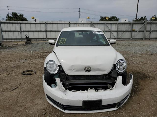 Photo 9 from auction – 2012 VOLKSWAGEN BEETLE with VIN 3VWJP7AT4CM642236
