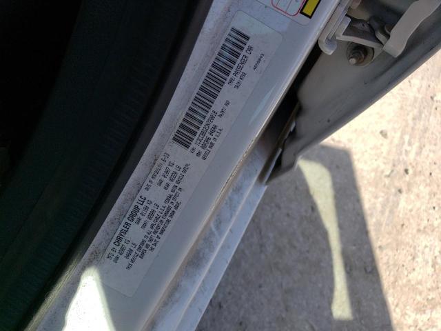 Photo 10 from auction – 2013 CHRYSLER 200 TOURIN with VIN 1C3CCBBG2DN720018