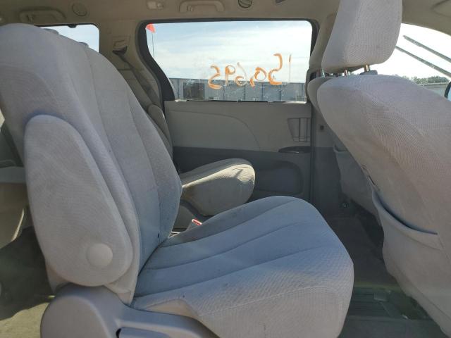 Photo 6 from auction – 2013 TOYOTA SIENNA LE with VIN 5TDKK3DC5DS381176