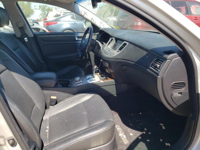 Photo 5 from auction – 2011 HYUNDAI GENESIS 3. with VIN KMHGC4DE7BU122851