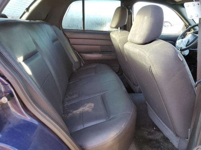 Photo 6 from auction – 2005 FORD CROWN VICT with VIN 2FAHP71WX5X150092