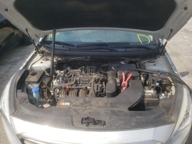 Photo 7 from auction – 2016 HYUNDAI SONATA SE with VIN 5NPE24AF0GH375250