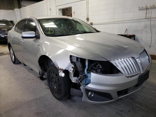 LINCOLN MKS 2009 with VIN 1LNHM93RX9G613846 - Photo from auction