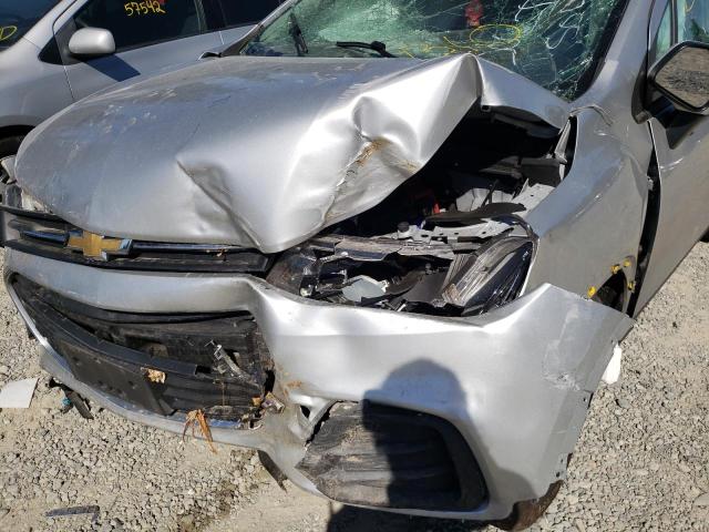Photo 9 from auction – 2017 CHEVROLET TRAX LS with VIN KL7CJKSB0HB213712