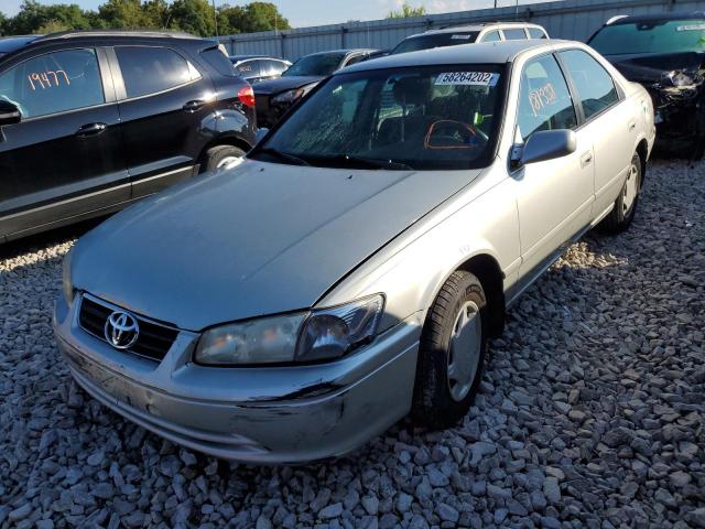 Photo 2 from auction – 2000 TOYOTA CAMRY CE with VIN 4T1BG22K5YU709490