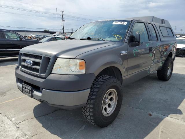 Photo 2 from auction – 2005 FORD F-150 with VIN 1FTRX12W65FB48264
