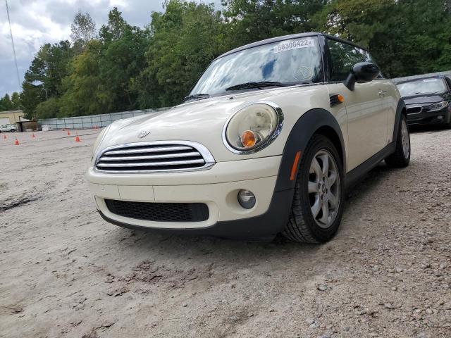 Photo 2 from auction – 2007 MINI COOPER with VIN WMWMF33587TT58381