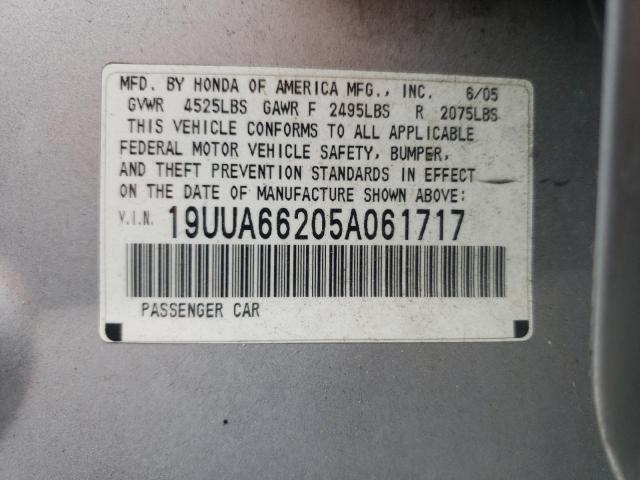 Photo 10 from auction – 2005 ACURA TL with VIN 19UUA66205A061717