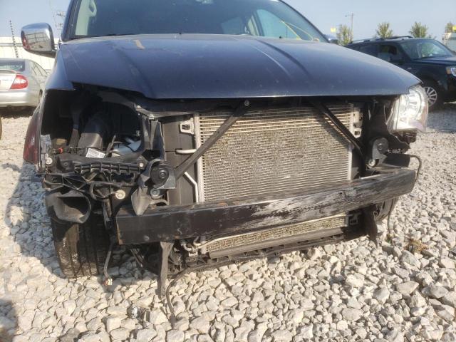 Photo 9 from auction – 2013 CHRYSLER TOWN & COU with VIN 2C4RC1CG5DR607018