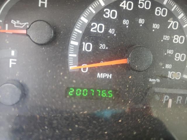 Photo 8 from auction – 2000 FORD EXPEDITION with VIN 1FMRU1565YLC28435