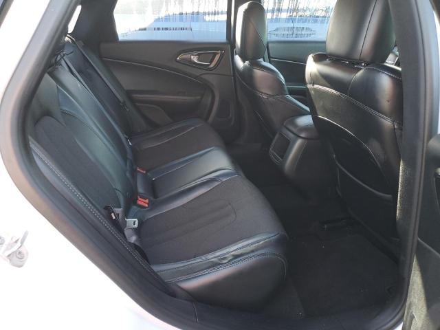 Photo 6 from auction – 2016 CHRYSLER 200 S with VIN 1C3CCCBB7GN116673