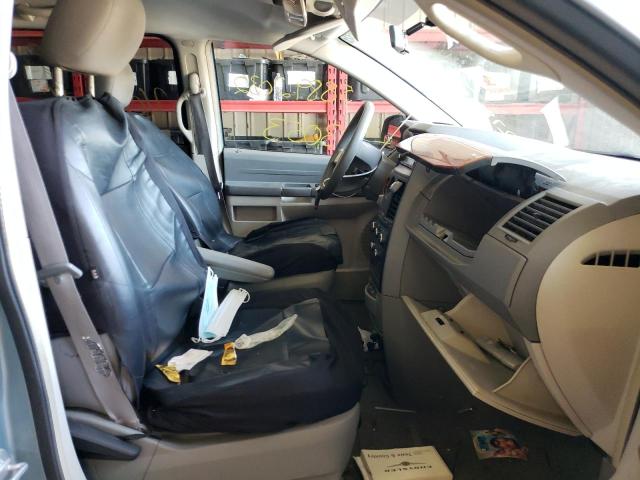 Photo 5 from auction – 2008 CHRYSLER TOWN & COU with VIN 2A8HR44H28R664018