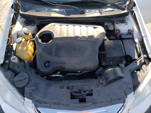 Photo 7 from auction – 2011 CHRYSLER 200 LIMITE with VIN 1C3BC2FG8BN575599