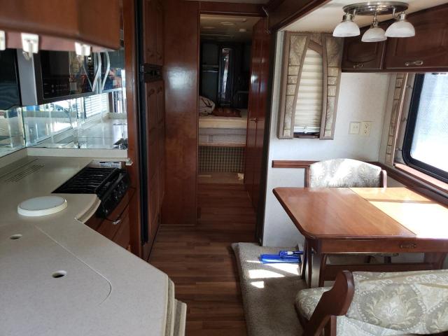 Photo 6 from auction – 2004 NEWM MH with VIN 5B4MP67G843376748