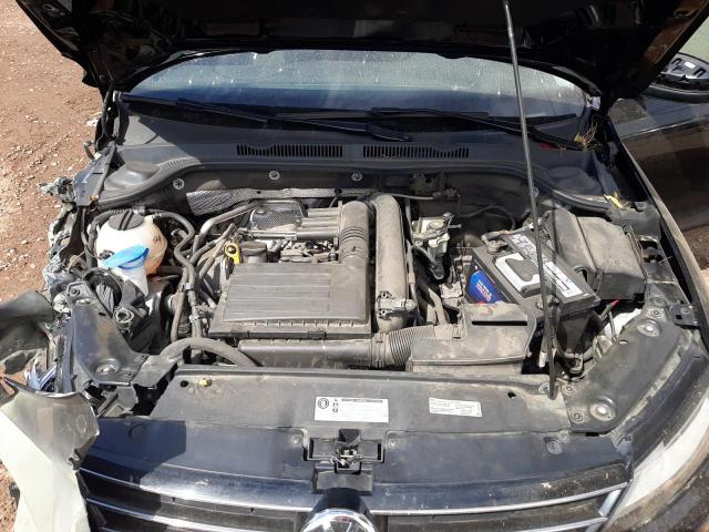 Photo 7 from auction – 2017 VOLKSWAGEN JETTA S with VIN 3VW2B7AJ9HM345567